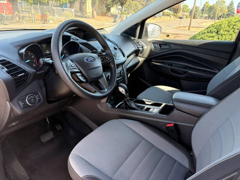 2019 Ford Escape S