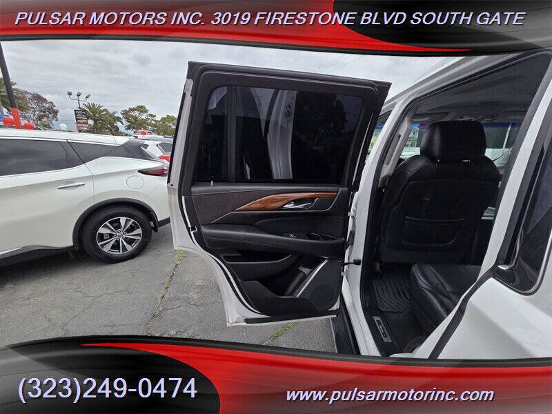 2017 Cadillac Escalade Luxury