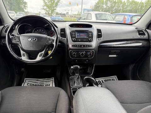 2014 Kia Sorento LX