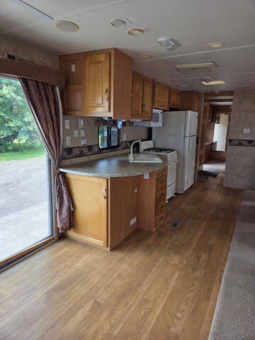 2009 Jayco Jayflight Bungalow 41' Park Model Delivery Available