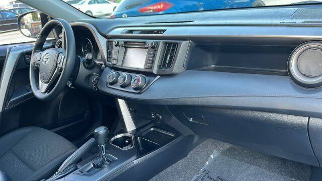 2017 Toyota RAV4 LE