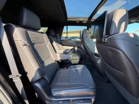 2023 Cadillac Escalade Sport Platinum