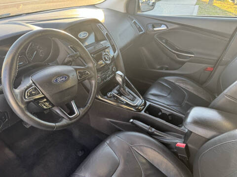 2017 Ford Focus Titanium