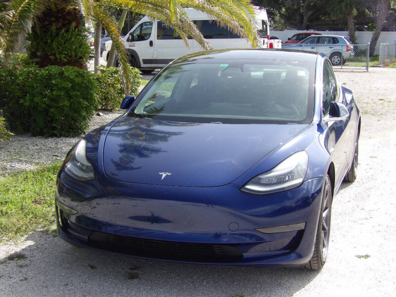 Used 2020 Tesla Model 3 Base with VIN 5YJ3E1EA2LF590410 for sale in Fort Myers, FL
