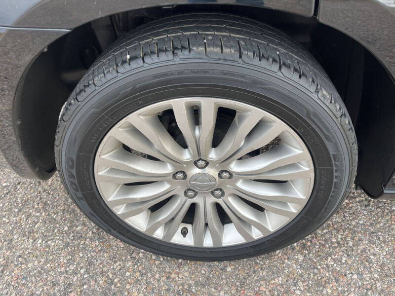 2011 Chrysler 200 Limited