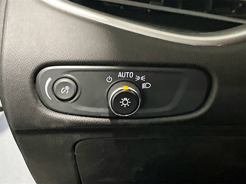 2022 Chevrolet Malibu LS