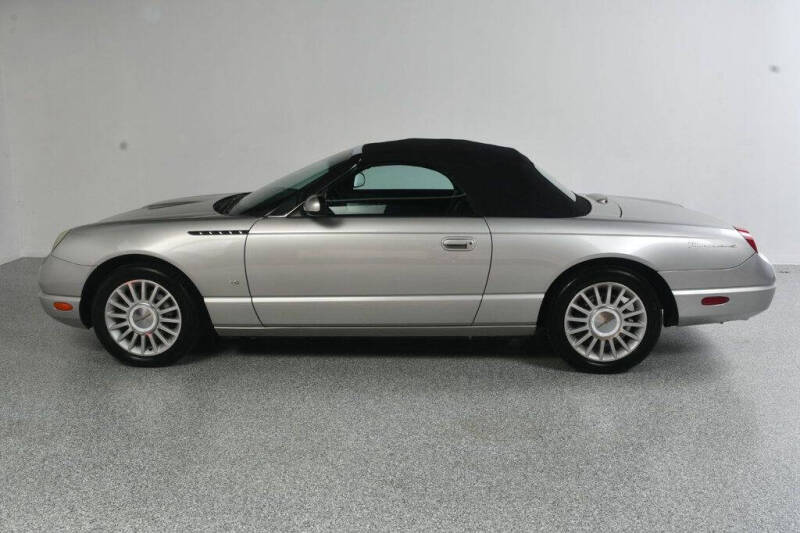 2004 Ford Thunderbird Deluxe