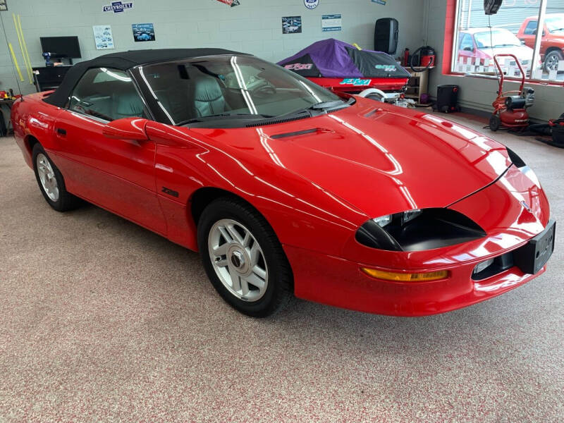 1996 Chevrolet Camaro for sale at PETE'S AUTO SALES LLC - Middletown in Middletown OH
