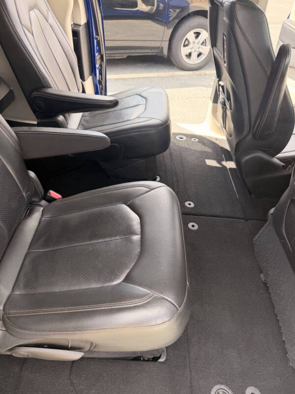 2018 Chrysler Pacifica Touring L Plus