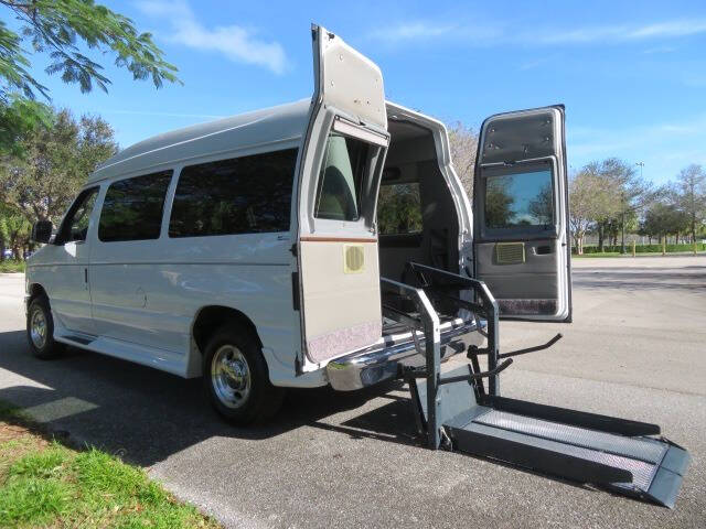 2013 Ford E-Series E-150