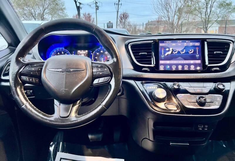 2019 Chrysler Pacifica Touring Plus