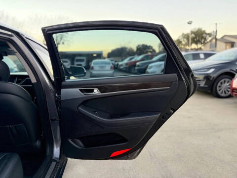 2016 Hyundai Genesis