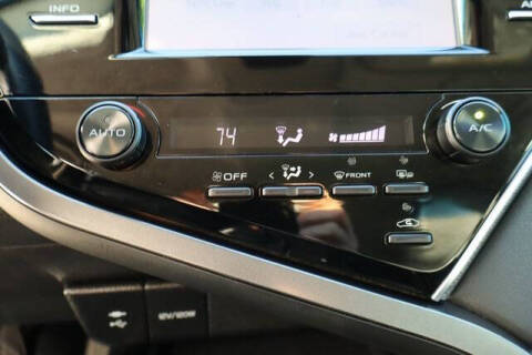 2018 Toyota Camry SE