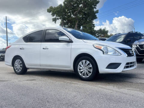2017 Nissan Versa 1.6 SV