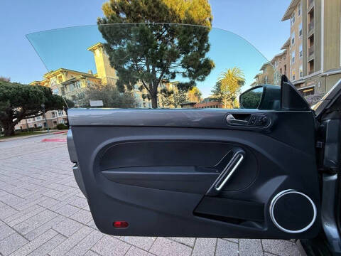 2012 Volkswagen Beetle 2.5L PZEV