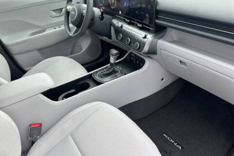 2026 Hyundai Kona SE