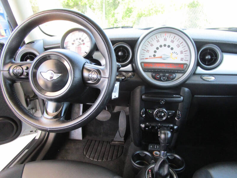 2013 MINI Hardtop Cooper