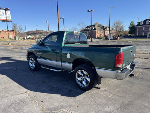 2004 Dodge Ram 1500 SLT