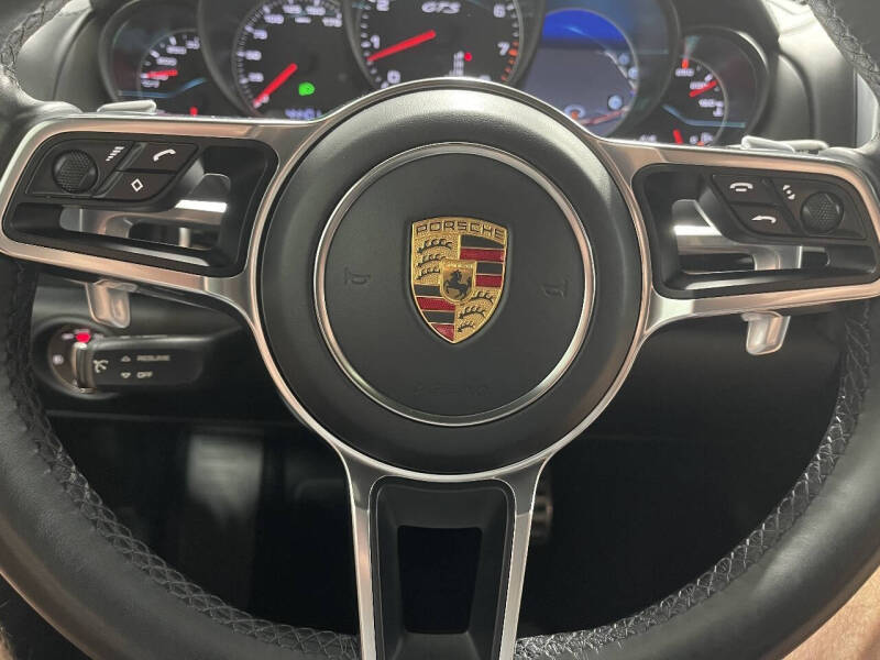 2016 Porsche Cayenne GTS