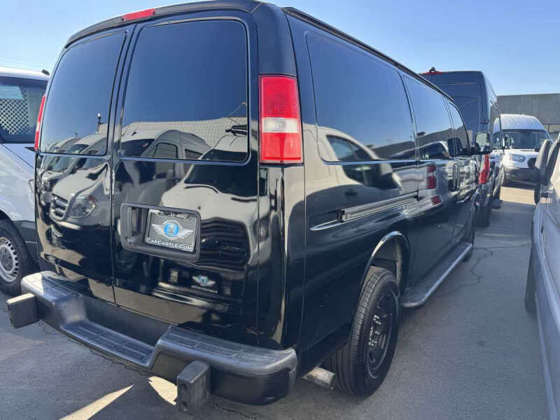 2018 Chevrolet Express 2500