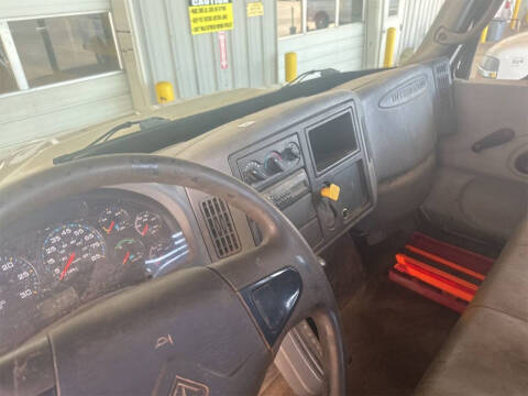 2002 International DuraStar 4300