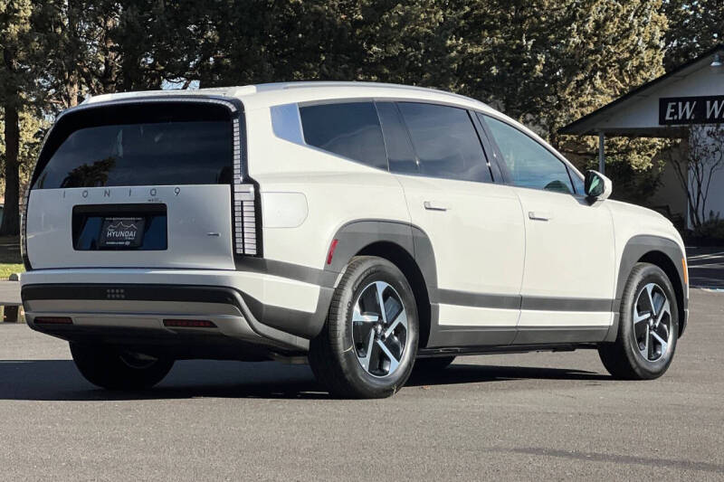 2026 Hyundai IONIQ 9 S
