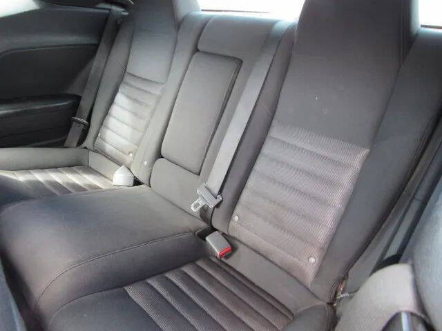 2010 Dodge Challenger SE