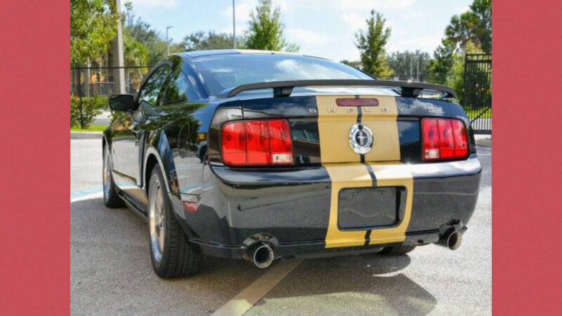 2006 Ford Mustang GT Deluxe