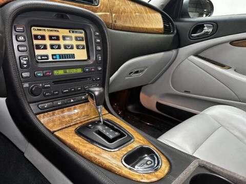 2006 Jaguar S-Type R