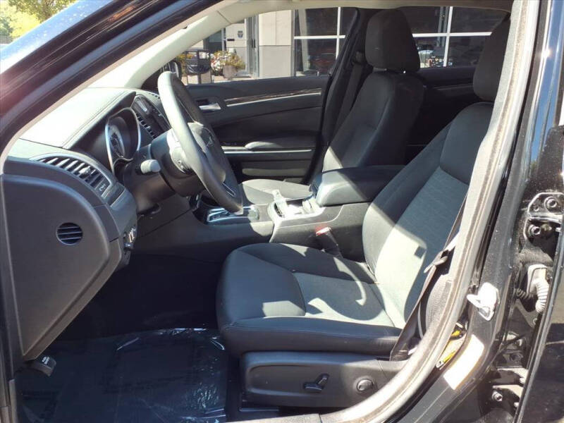 2022 Chrysler 300 Touring