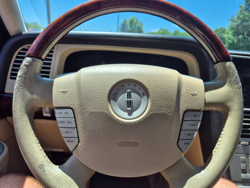 2005 Lincoln Aviator Luxury