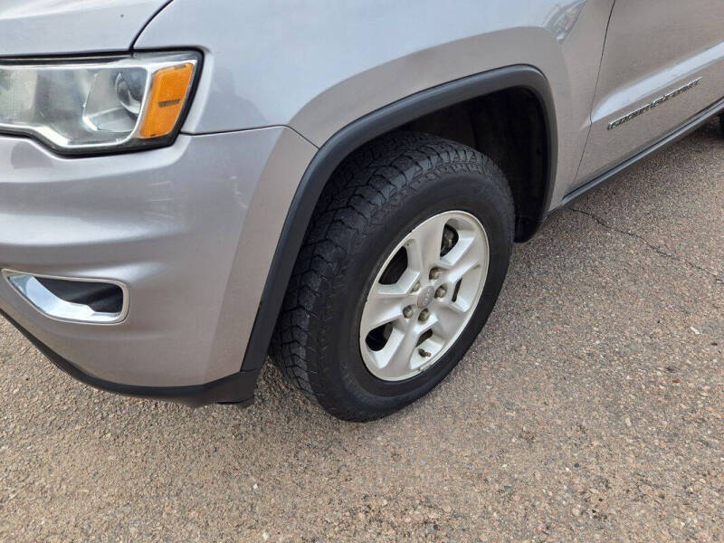 2017 Jeep Grand Cherokee Laredo
