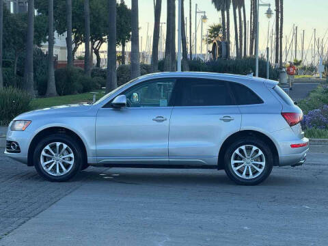 2013 Audi Q5 2.0T quattro Premium