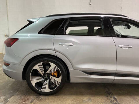 2023 Audi e-tron quattro Premium Plus