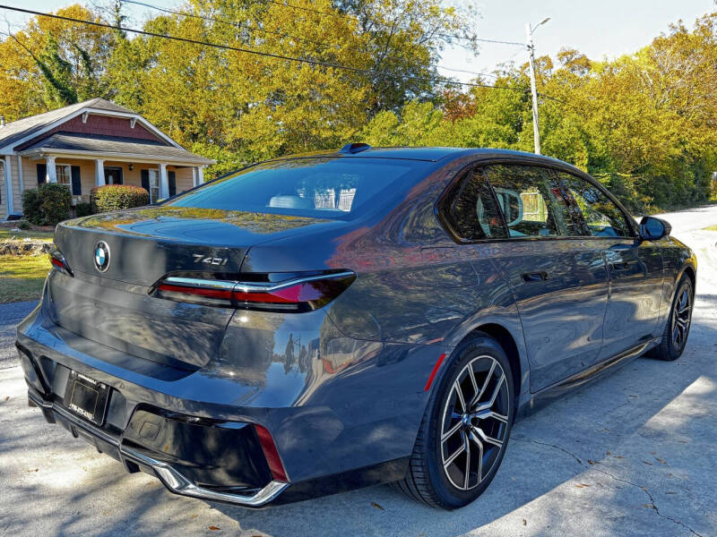 2023 BMW 7 Series 740i