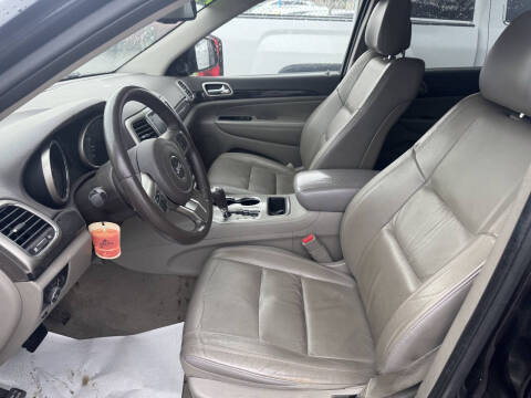 2012 Jeep Grand Cherokee Laredo