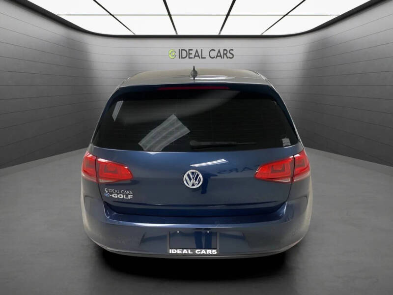 2016 Volkswagen e-Golf SE