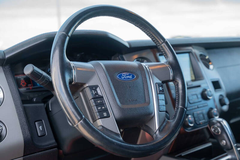 2017 Ford Expedition EL Platinum