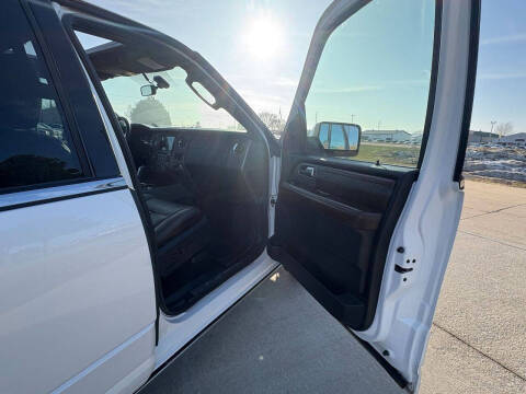 2017 Ford Expedition EL Platinum