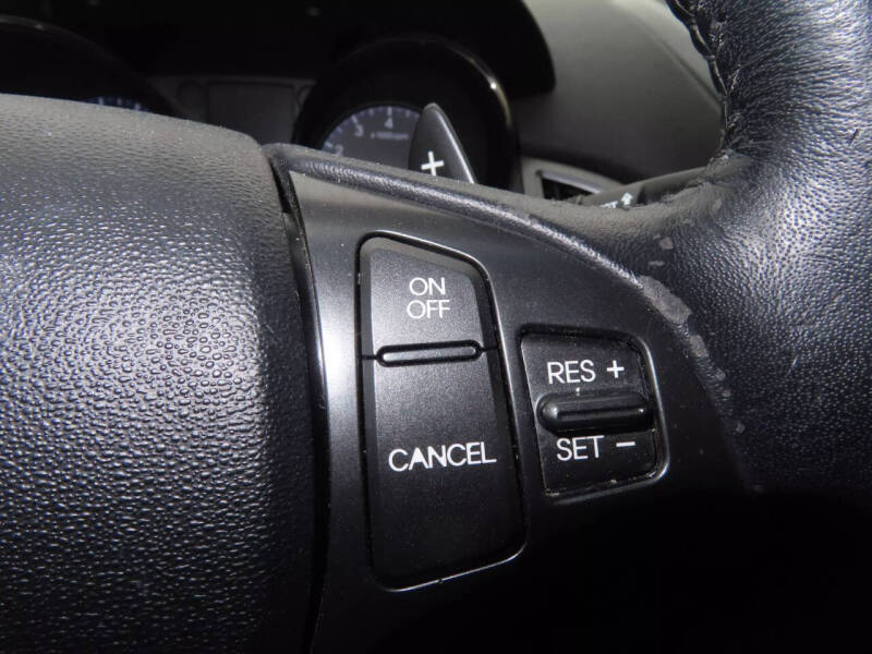 2012 Hyundai Genesis Coupe 3.8 Track