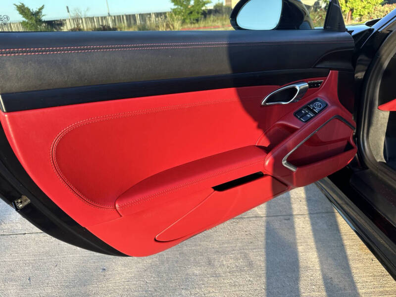 2017 Porsche 911 Carrera GTS
