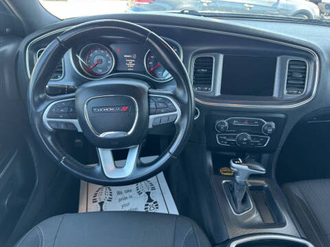 2016 Dodge Charger SXT
