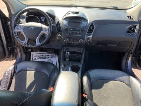 2015 Hyundai Tucson SE