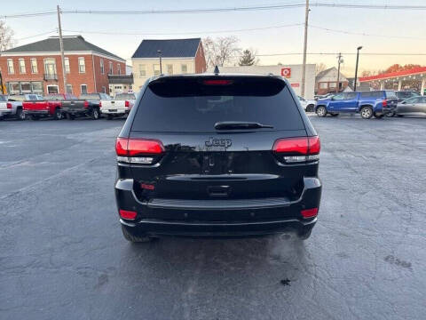 2019 Jeep Grand Cherokee Laredo