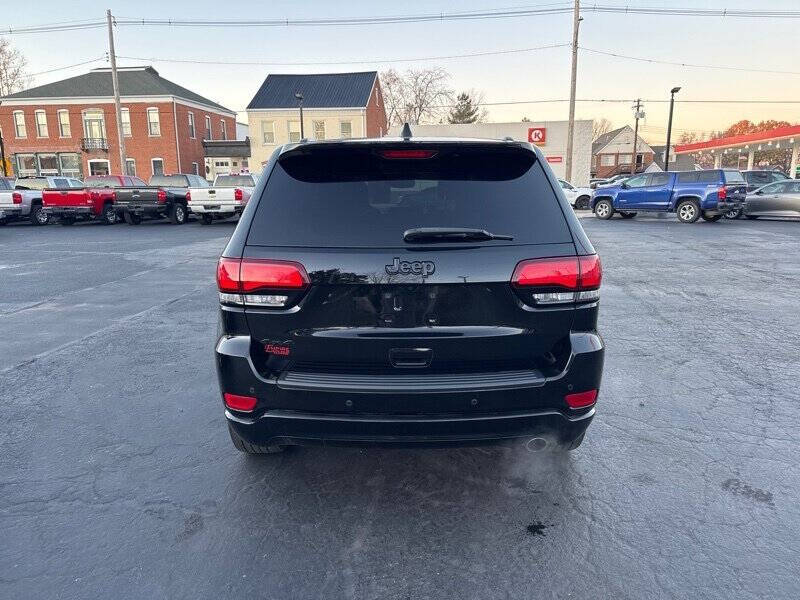 2019 Jeep Grand Cherokee Laredo