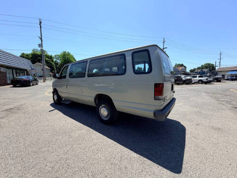 2006 Ford E-Series E-350 SD XL