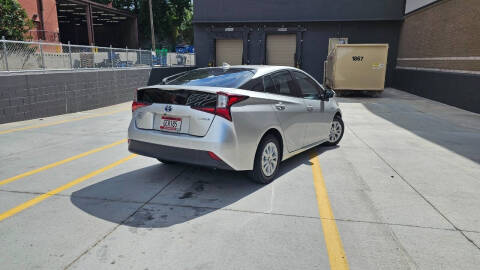 2019 Toyota Prius LE