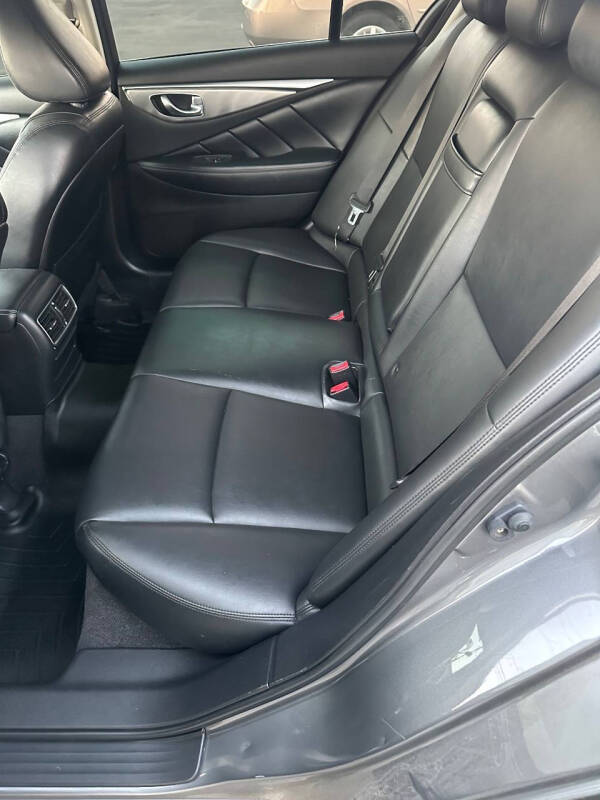 2014 Infiniti Q50 Premium