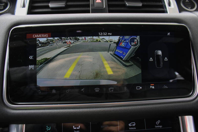 2021 Land Rover Range Rover Sport HSE Silver Edition