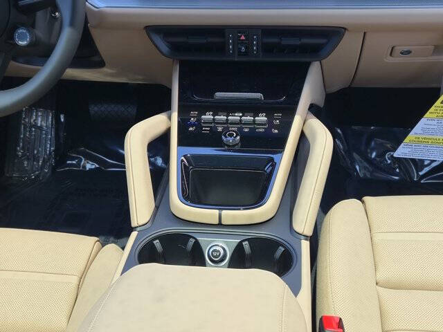 2025 Porsche Cayenne